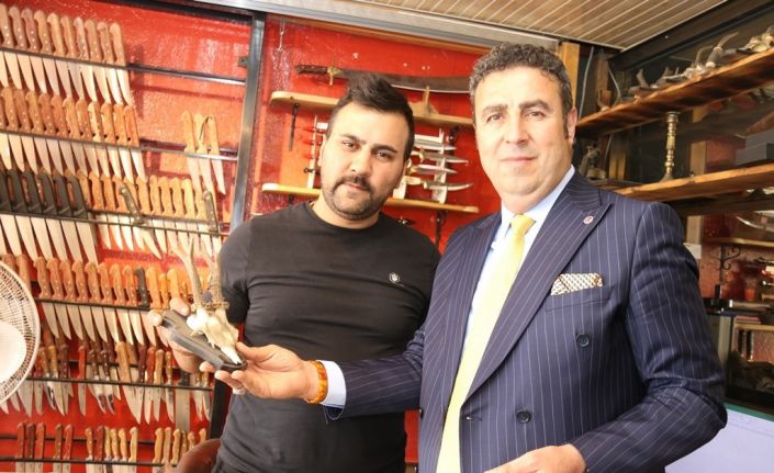 Sivas’a hızlı trenin gelmesine en çok sevinen Sivaslı bıçak ustaları olmuştu