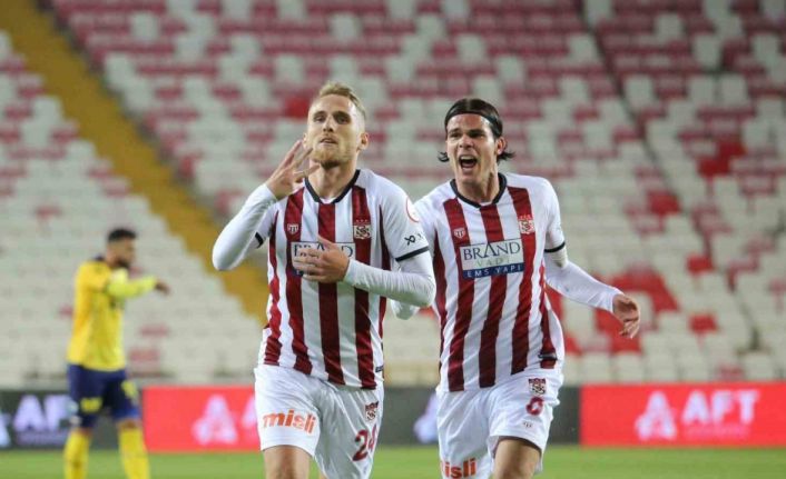 Sivasspor’da Samu Saiz gol sayısını 2’ye çıkardı