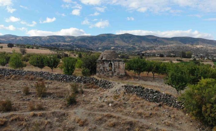 Tarihi yapının ne olduğu bilinmese de hakkında bir çok söylenti bulunuyor