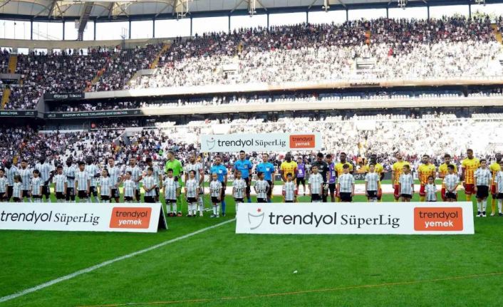 Trendyol Süper Lig: Beşiktaş: 0 - Kayserispor: 0 (Maç devam ediyor)