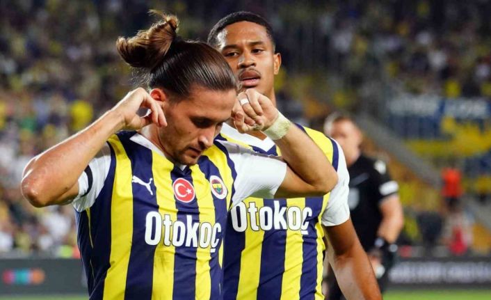UEFA Avrupa Konferans Ligi: Fenerbahçe: 2 - Nordsjaelland: 0 (İlk yarı)