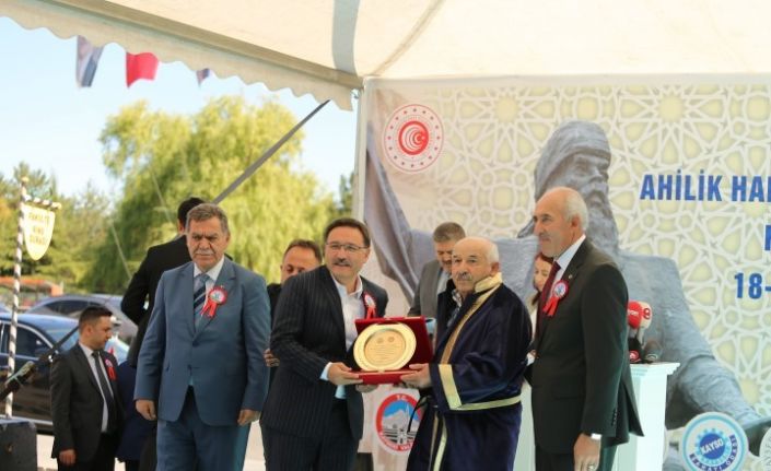 Vali Çiçek: “Ahilik teşkilatı, medeniyetimizin dünyaya armağan ettiği en büyük hediyelerden birisidir”