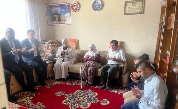 Vali Işın’dan şehit Orman İşletme Şefi Murat Yıldırım’ın ailesine taziye ziyareti