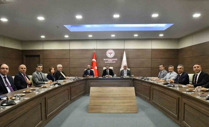 Vali Tavlı: “Sağlık turizmindeki yüzde 105’lik artış önemli ama yeterli değil”