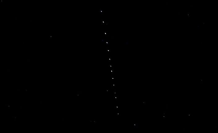 Yozgat semalarında görülen sıralı ışıklar merak uyandırdı