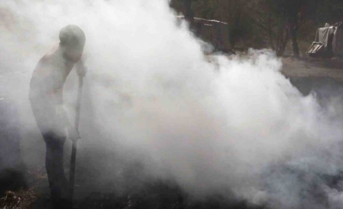 Zor şartlar altında mangal kömürü üretiyorlar: Tonu 14 bin lira