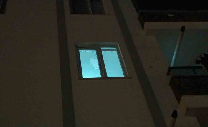 Çorum’da bir ev motosiklet ile gelen şahıslar tarafından kurşunlandı