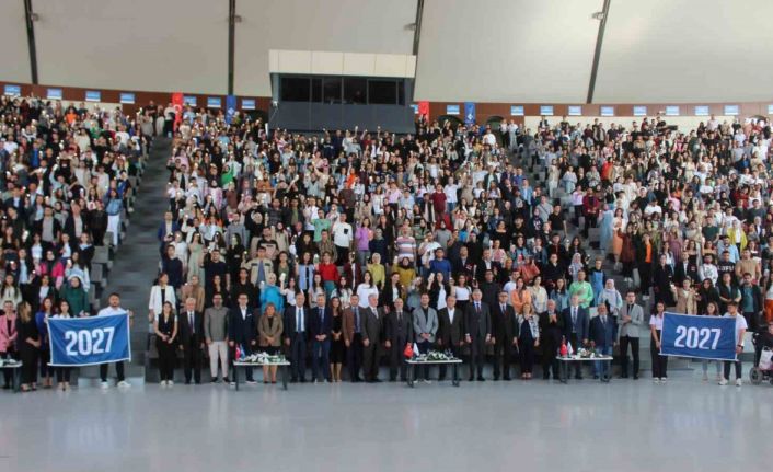 HKÜ’de 2 bine yakın yeni öğrenci oryantasyon programıyla eğitime başladı