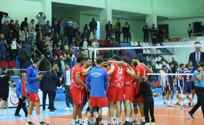 AXA Sigorta Efeler Ligi: Alanya Belediyespor: 3 - Develi Belediyespor: 1