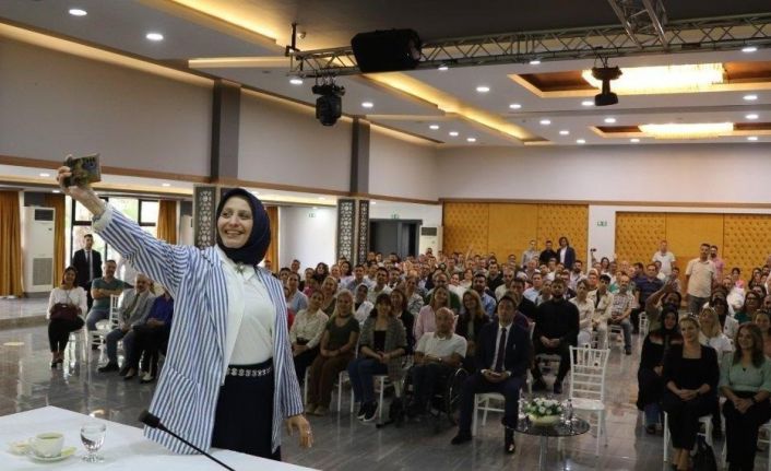 Milli Eğitim Müdürü Durmuş, öğrenci ve öğretmenlerle bir araya geliyor