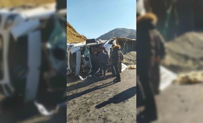 Bitlis‘teki trafik kazasında 1 kişi yaralandı