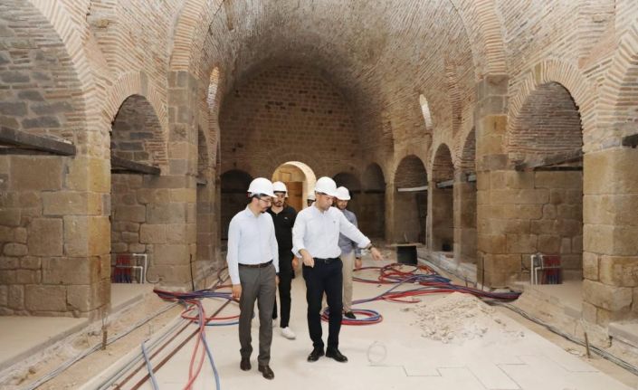 Tarihi Sokullu Mehmet Paşa Bedesteni’nin, Kent Müzesine dönüştürülmesi çalışmaları devam ediyor