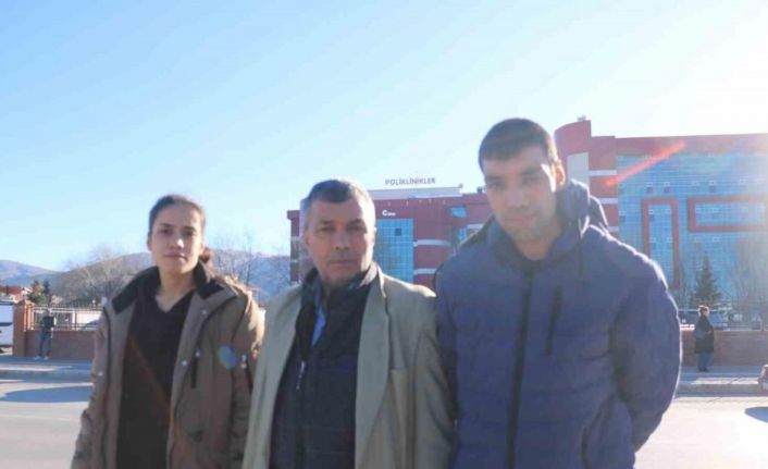 4 yaşındaki çocuğun 7 ameliyat sonrası kulağı çürüdü, aile Afyonkarahisar Sağlık Bilimleri Üniversitesi Hastanesinden şikayetçi oldu