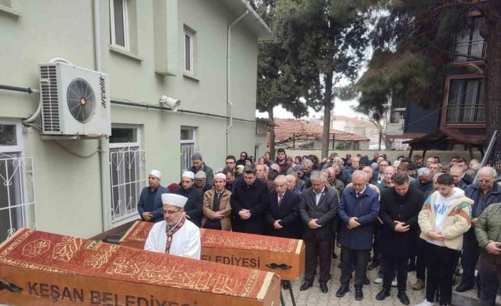 Bu acının tarifi yok: Baba ve oğlu aynı gün hayatını kaybetti