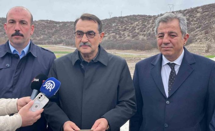 Fatih Dönmez, Seyitgazi ile Kırka arasındaki yol genişletme çalışmasını ziyaret etti