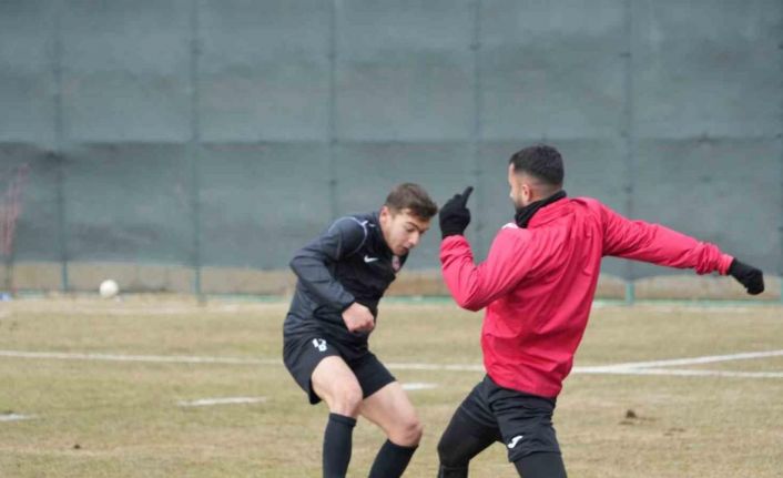 GMG Kastamonuspor Teknik Direktörü Levent Eriş: "Şampiyonluk yolundaki en güçlü adayız"