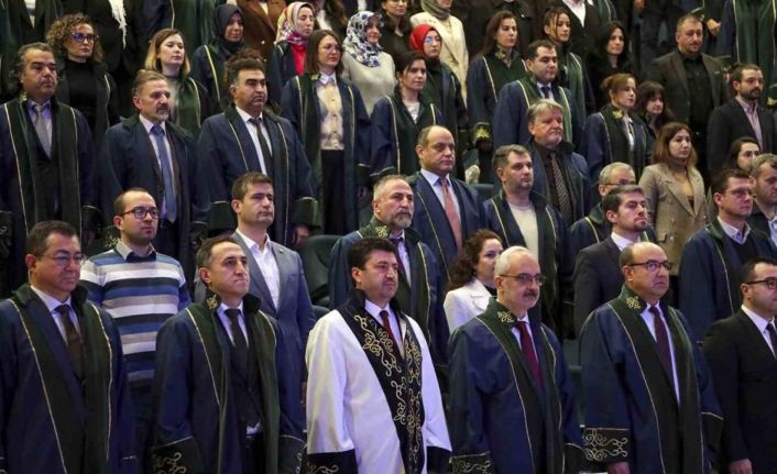 Rektör Sarıbıyık: “77 konu başlığında notlarımızı derleyerek aksiyon almaya başladık”