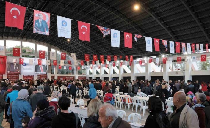 Antalya Büyükşehir Belediyesi’nden iftar sofrası