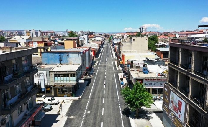 Başkan Çolakbayrakdar, “Kocasinan, asfaltta da tarihi bir dönüm noktasına imza atacak”