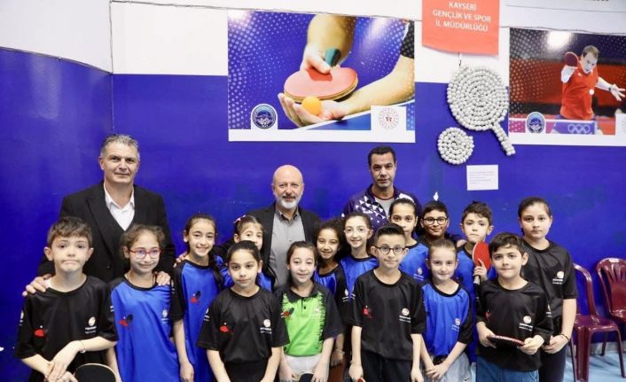 Başkan Çolakbayrakdar: "Milli ve manevi değerlere bağlı sporcular yetiştiriyoruz"