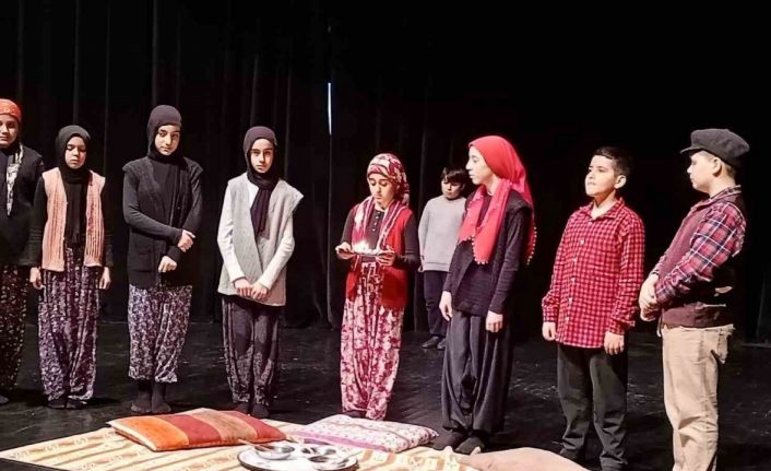 Öğrenciler "Minik eller büyük hayaller" projesi ile öğreniyor