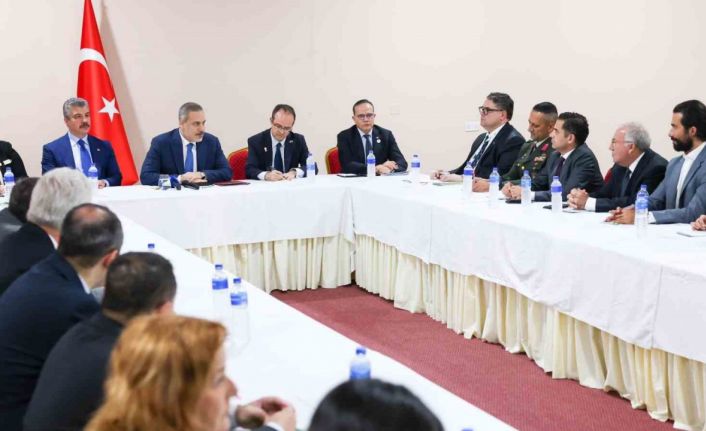 Bakan Fidan, Gambiya Cumhurbaşkanı Barrow tarafından kabul edildi