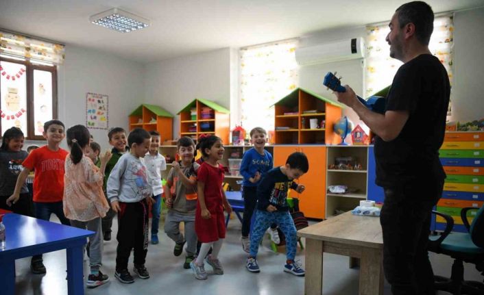 Çocuklar eğlenerek öğreniyor