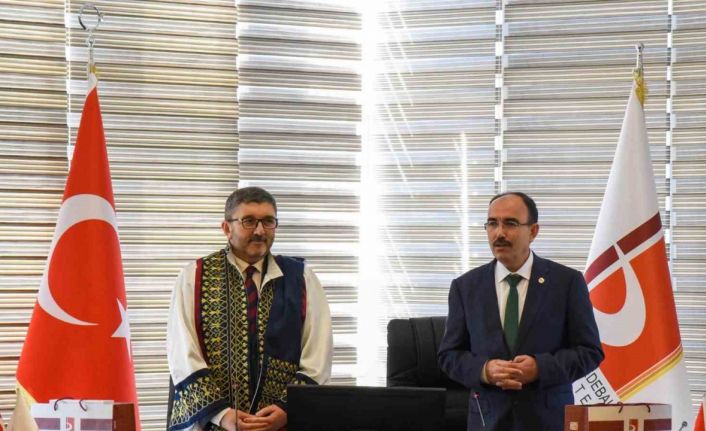 Prof. Dr. Zafer Asım Kaplancıklı devir teslim töreni ile görev başına geçti