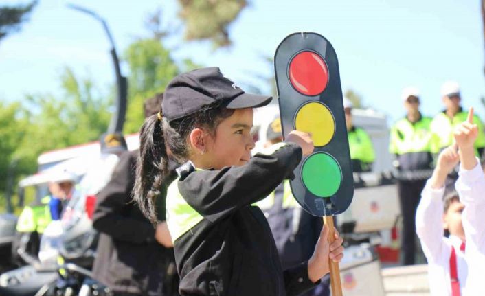 Vali Erkan Kılıç: "Bolu, trafik kurallarına çok saygılı bir il"