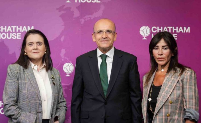 Akbank ve Chatham House, ’Yükselen Güçler ve Çok Kutuplu Dünya’ panelini gerçekleştirdi