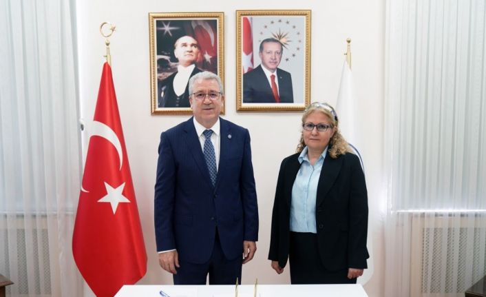 Egeli akademisyenden kanser tedavisinde milli ilaç geliştirmeye yönelik projeye