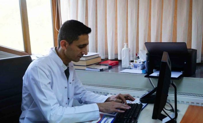 Kene vakalarının yoğun olduğu Kastamonu’da uzmanından uyarı: "Keneden korunmak için açık renkli ve kapalı kıyafetler giyilmeli"