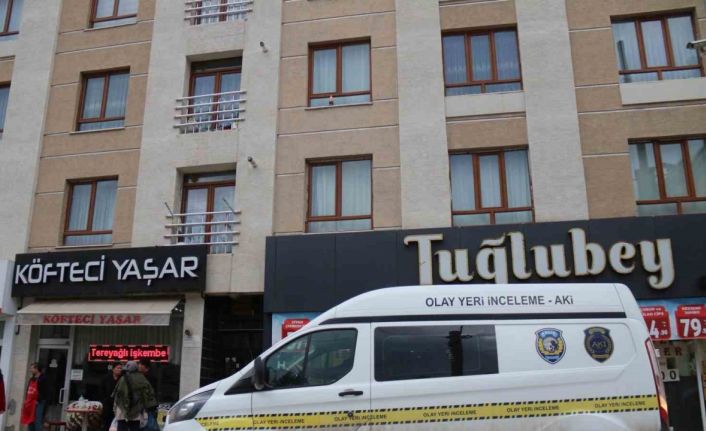 Pencereden düşerek ölen kadının sevgilisi hakkında verilen beraat kararına Aile ve Sosyal Hizmetler Bakanlığı itiraz etti