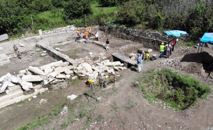 Antik kent kazısında  bin 600 yıllık deprem kalıntıları ortaya çıktı