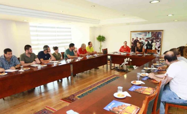 Filiz Başkan, can dostları için veteriner hekimler ve hayvanseverlerle biraraya geldi