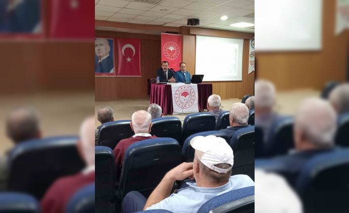 Bozüyük’te üreticiler yeni destekleme modeli ve  işlenmeyen arazilerin kiraya verilmesi konusunda bilgilendirildi