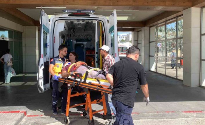 Çalıştığı inşaatın 4. katından bir alt kata düşen kalıp ustası yaralandı