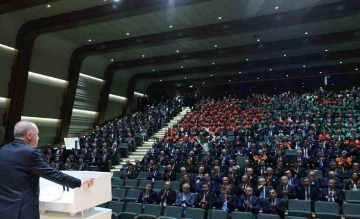 Cumhurbaşkanı Erdoğan: “Türkiye’nin darbe mahsulü olan mevcut anayasadan kurtulma vaktinin çoktan geldiği kanaatindeyiz”