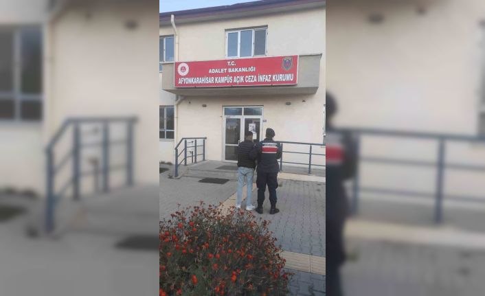 14 yıl 8 ay 7 gün hapis cezasıyla aranan şahsı jandarma yakaladı