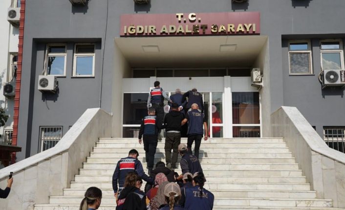 9 yıl önce 13 polisin şehit edildiği terör saldırısı ile ilgili gözaltına alınan 8 şüpheli adliyede