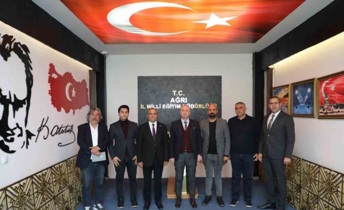 Ağrı İl Milli Eğitim Müdürü Kökrek, özel öğretim kurumlarıyla bir araya geldi