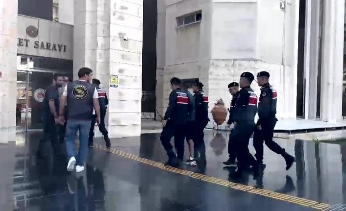 Balıkesir’de kayınvalidesini ve baldızını öldüren, eşini ve kayınpederini de yaralayan zanlı tutuklandı