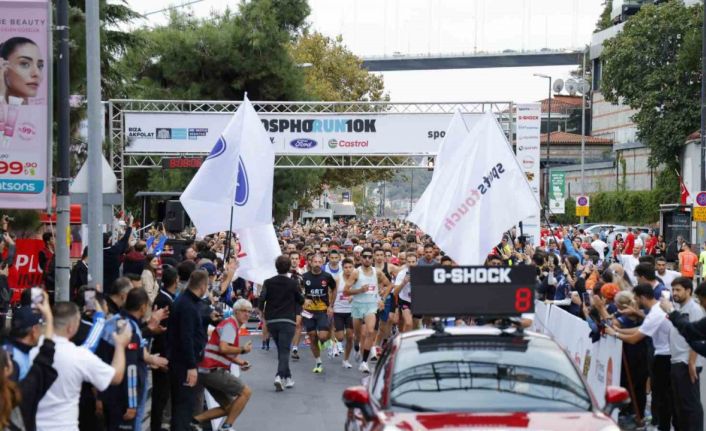Boğaz’ın en renkli koşu etkinliği Bosphorun10K spor ve eğlenceyi bir araya getirdi