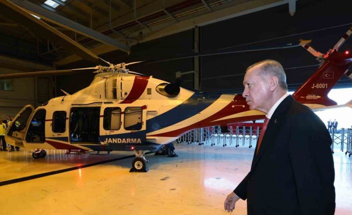 Cumhurbaşkanı Erdoğan: "Savunma sanayiinde tam bağımsız Türkiye hayalimizi gerçeğe dönüştürünceye kadar bize durmak, dinlenmek, nefeslenmek yok"