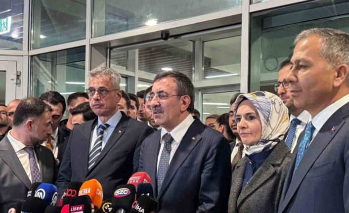 Cumhurbaşkanı Yardımcısı Yılmaz: "Teröristler ve bunları araç olarak kullananlar hiçbir zaman amaçlarına ulaşamayacaklar"