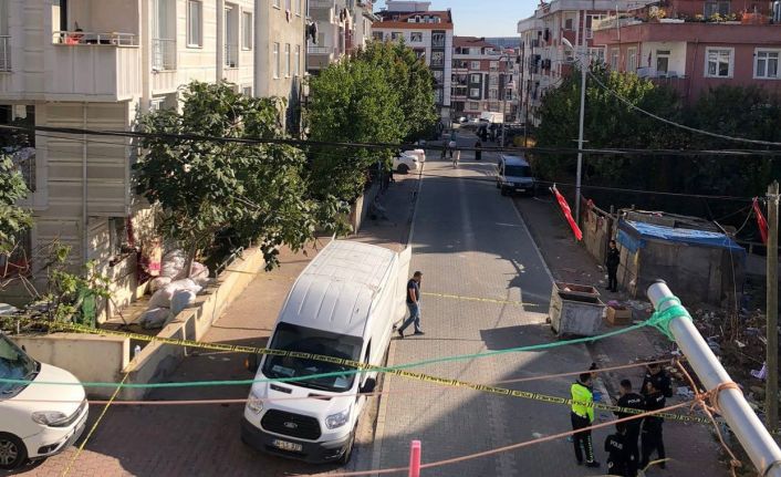 Esenyurt’ta kargo aracı sürücüsünün çocuğu ezdiği anların görüntüleri ortaya çıktı