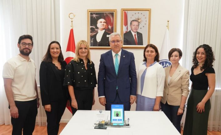 EÜ Diş Hekimliği Ağız ve Diş Sağlığı Hastanesinde engelli dostu mobil uygulama kullanıma başlandı