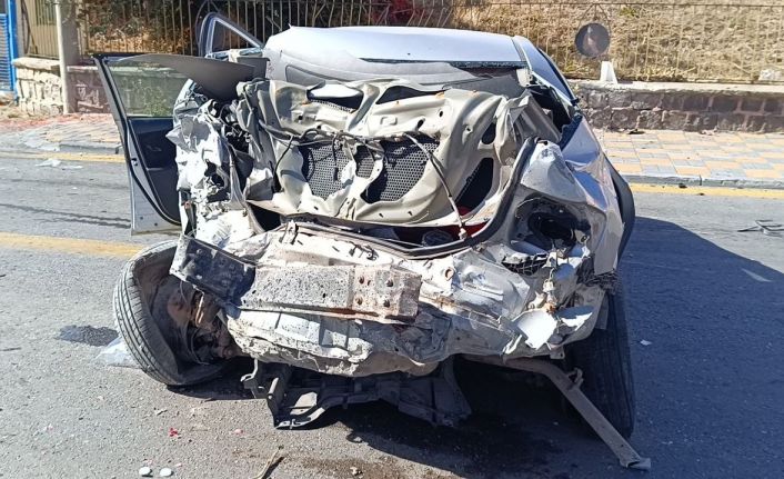 Freni patlayan kamyonet dehşet saçtı: 1 ölü, 1’i ağır 6 yaralı