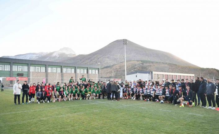 Kayseri’nin ilk Ragbi Türkiye Şampiyonası’nda Erciyes Yüksek İrtifa Kamp Merkezi tam not aldı