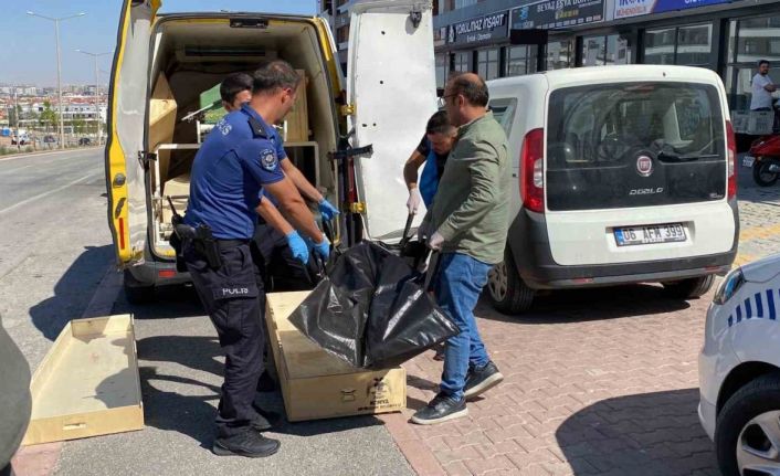 Masaj salonunda genç kadını ölüme terk edip, kurtulmaması için kapıyı kilitlemiş